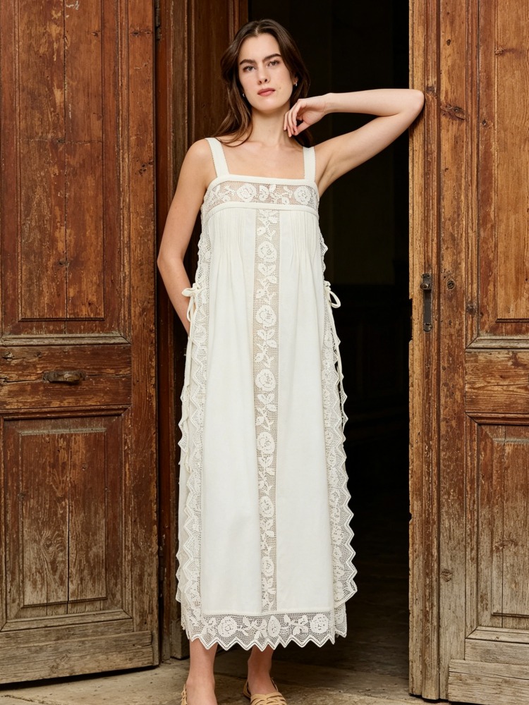 Vestido Midi Con Encaje